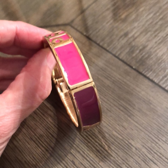 Avon - Mark PRETTY MIGHTY Empowerment Bracelet - Picture 9 of 15